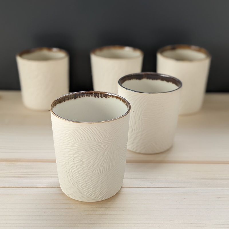 tasse gravure porcelaine ceramique